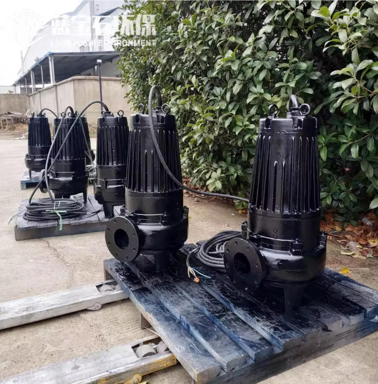 南京藍寶石環(huán)保有限公司與寧波某公司成功達成戰(zhàn)略合作，WQ型潛水排污泵助力高效污水處理